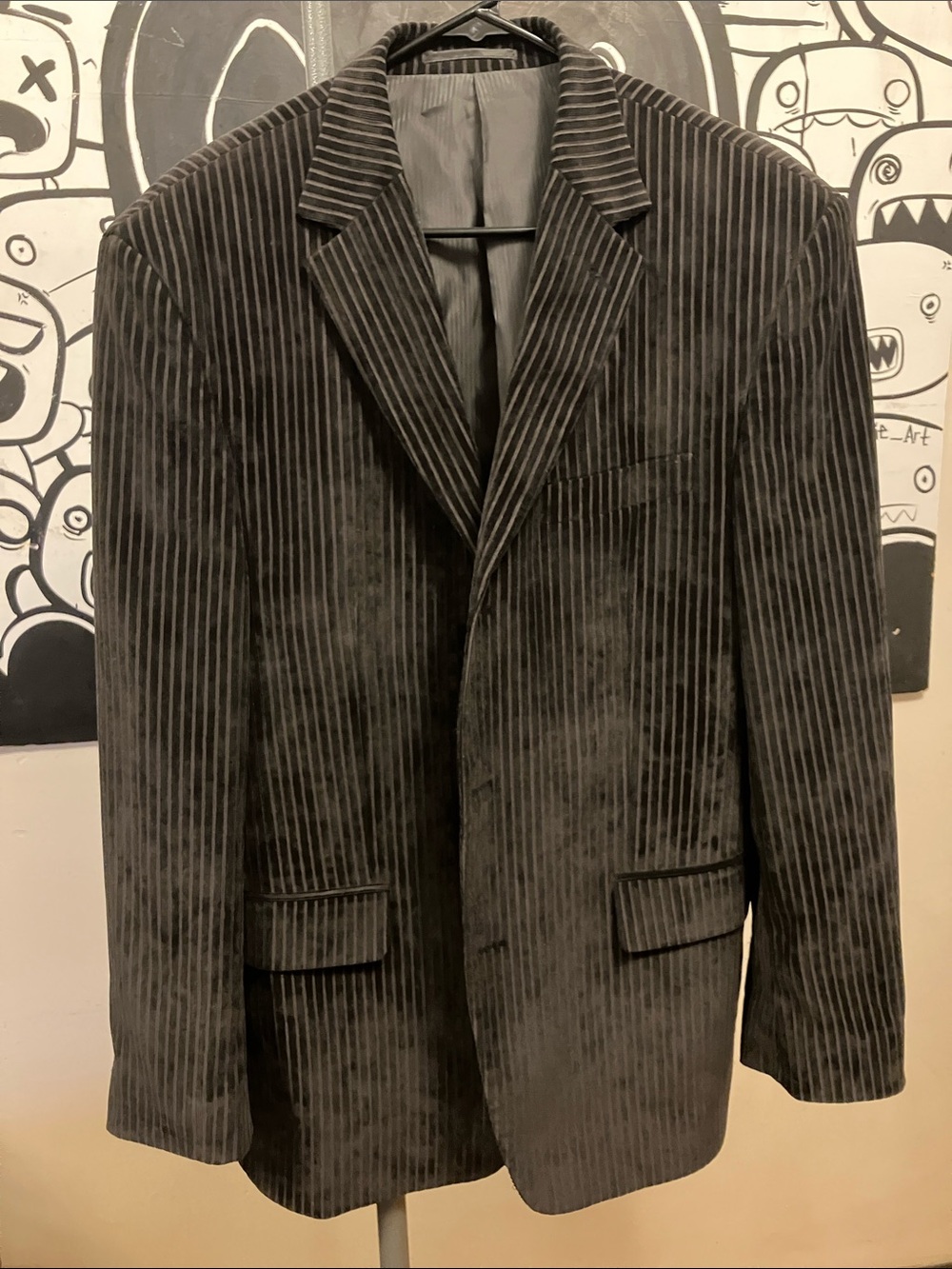 Men's Black Pinstripe Velvet Sport Coat